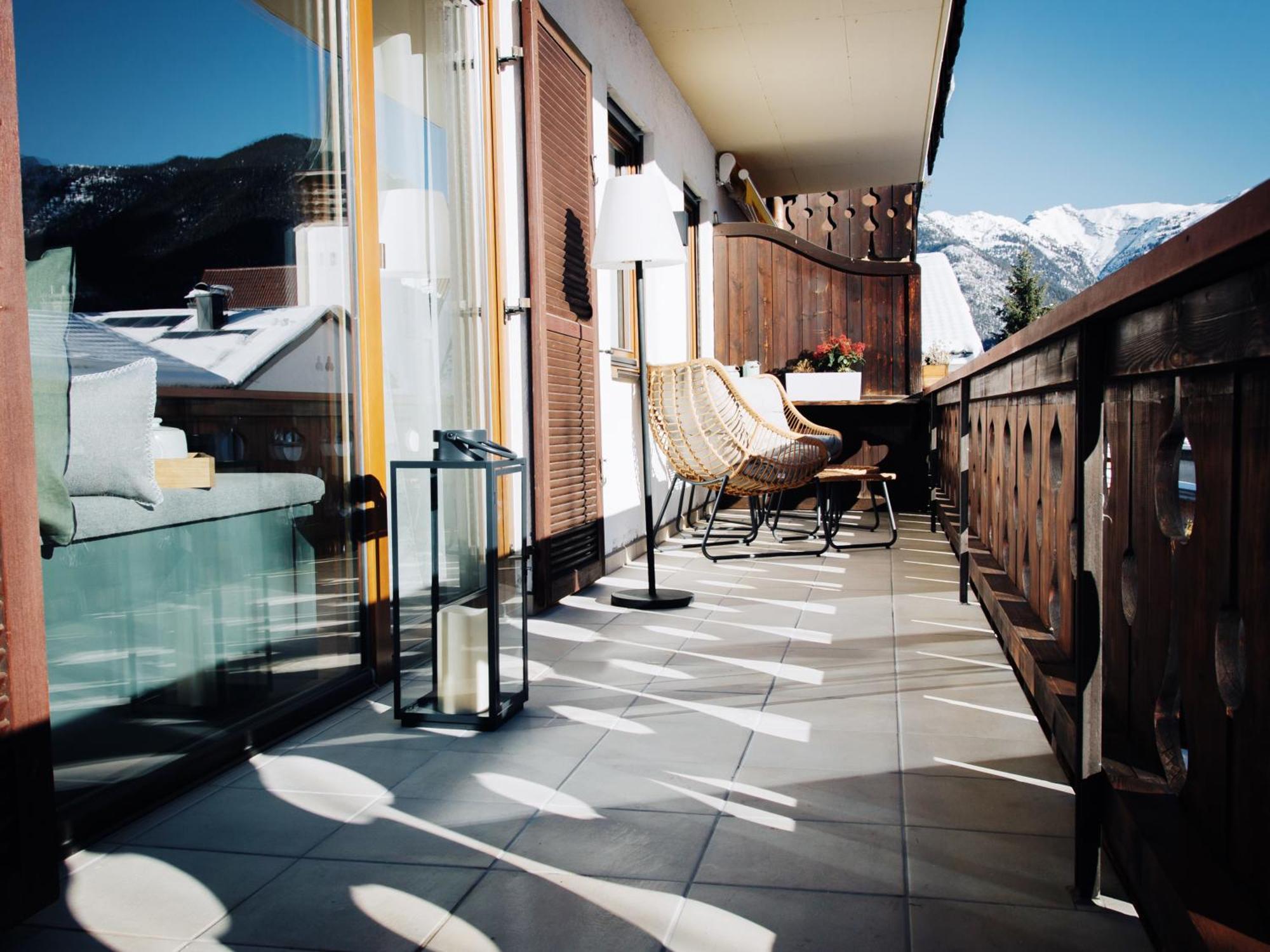 Die Karwendelsuite - 5 Sterne Fewo Mit Bestem Bergblick, Zentrumsnah & Ruhig Gelegen, Familienfreundlich Mittenwald Ngoại thất bức ảnh