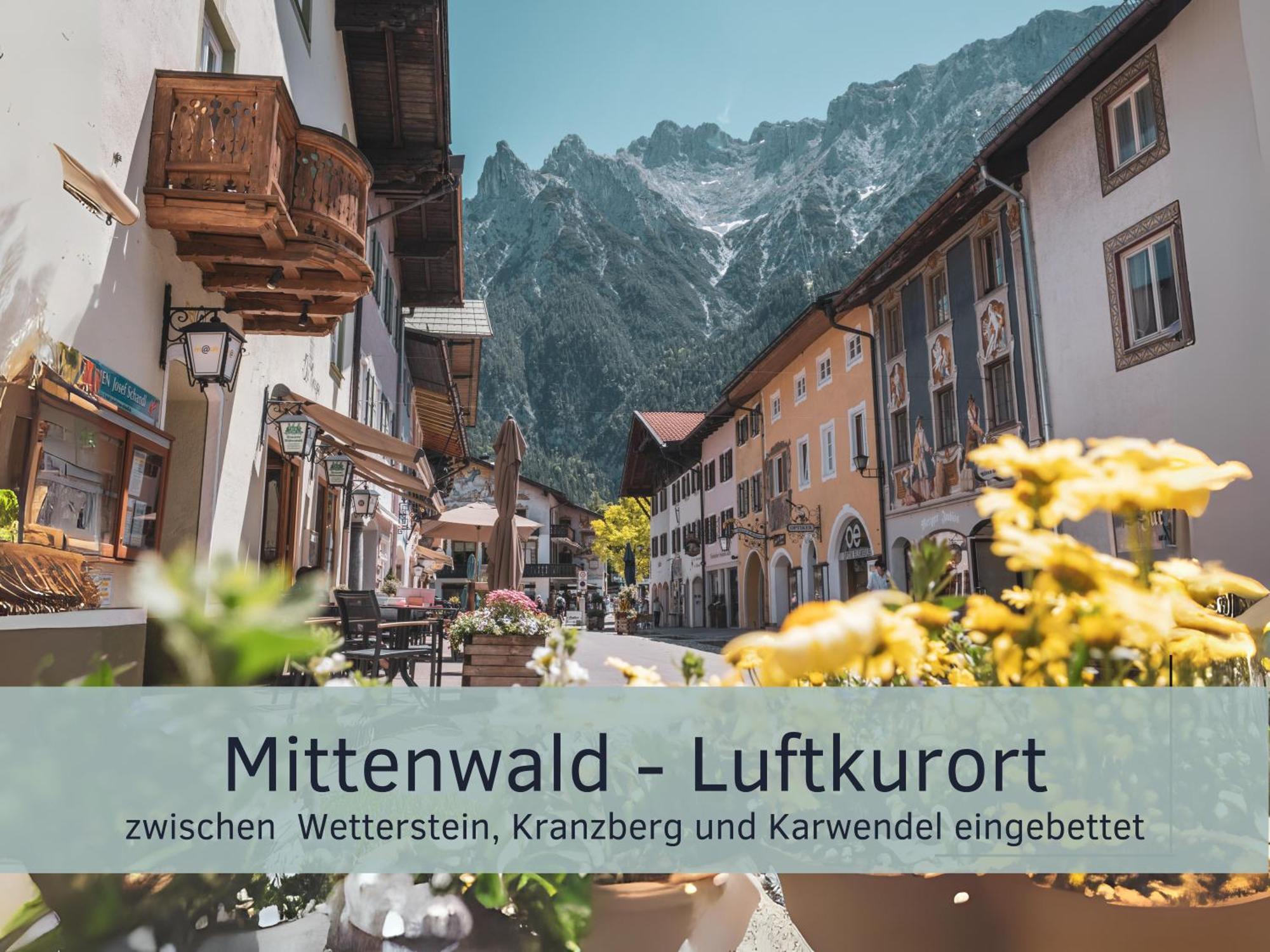 Die Karwendelsuite - 5 Sterne Fewo Mit Bestem Bergblick, Zentrumsnah & Ruhig Gelegen, Familienfreundlich Mittenwald Ngoại thất bức ảnh